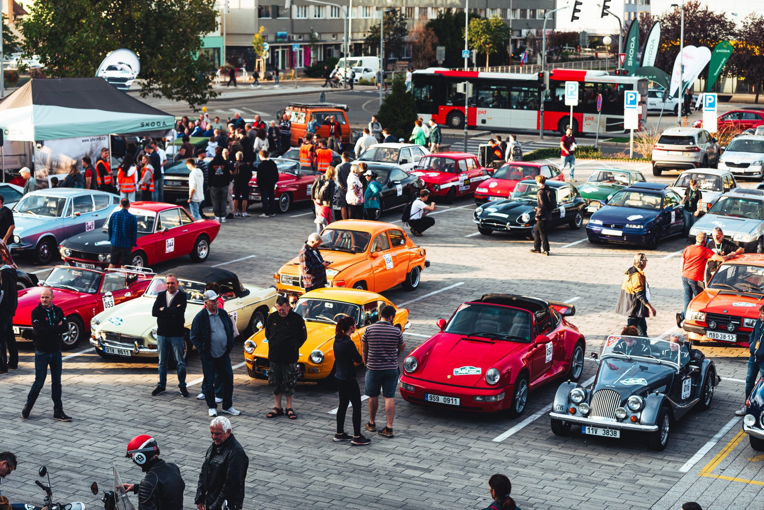Historická vozidla na Oldtimer Bohemia Rally